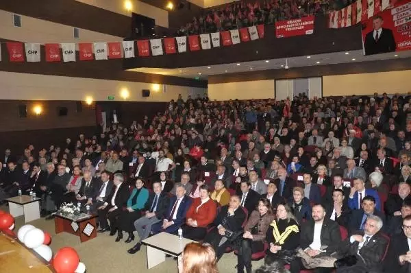 CHP'li Özel: Memnun Olmadığın Başkan Varsa Göstereceğin Kırmızı Karttır CHP'li Özel: Memnun Olmadığın Başkan Varsa Göstereceğin Kırmızı Karttır