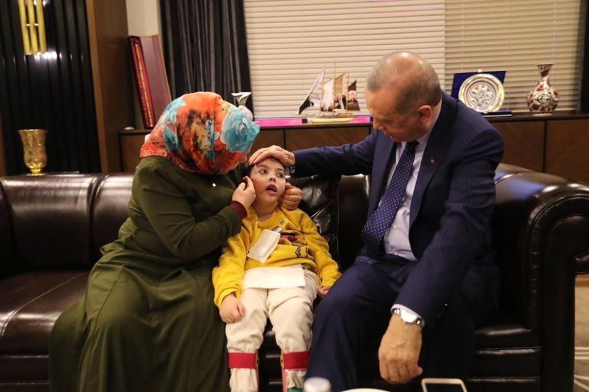 Cumhurbaşkanı Erdoğan, Elanur'a Robot Sözü Verdi