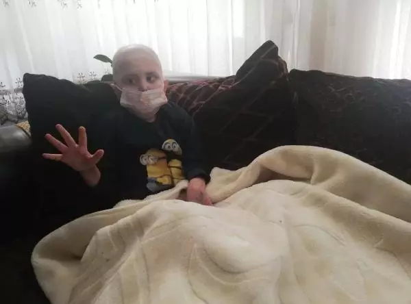 Kanserle Mücadele Eden Oğlunun Adına Dernek Kurdu Kanserle Mücadele Eden Oğlunun Adına Dernek Kurdu