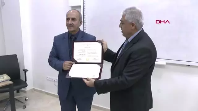 Muş 58 Yaşında Mezun Oldu, Sırada Doktora Var Muş 58 Yaşında Mezun Oldu, Sırada Doktora Var