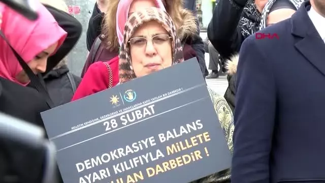 Bursa 28 Şubat Süreci Bursa'da Kınandı Bursa 28 Şubat Süreci Bursa'da Kınandı