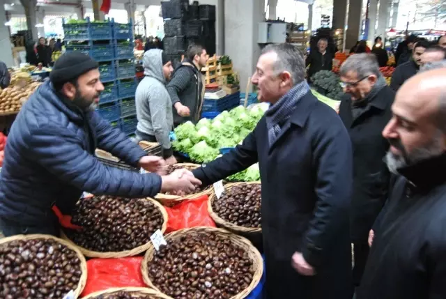 İzmit'te Pazarcılara Yük Olmadan 50 Milyon TL'lik Yatırım Yapıldı İzmit'te Pazarcılara Yük Olmadan 50 Milyon TL'lik Yatırım Yapıldı
