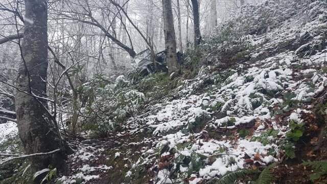 Seyir Halindeki Araç 500 Metrelik Uçuruma Yuvarlandı: 3 Ölü