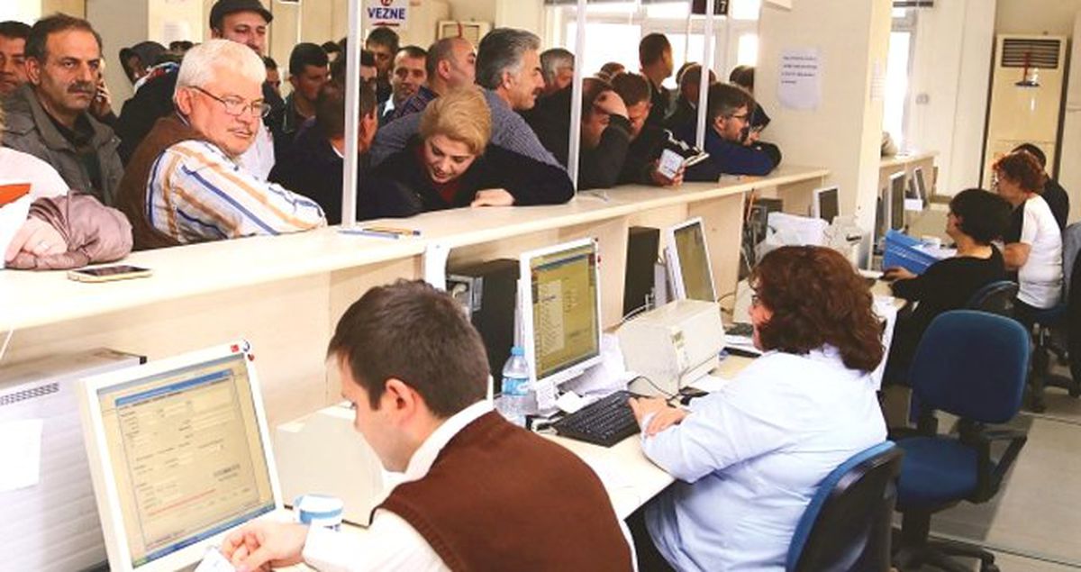 Vergi Daireleri Bugün 21.00'e Kadar Açık Olacak