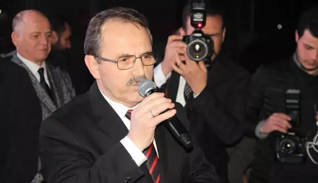 AK Parti Atakum Skm'ye Görkemli Açılış AK Parti Atakum Skm'ye Görkemli Açılış