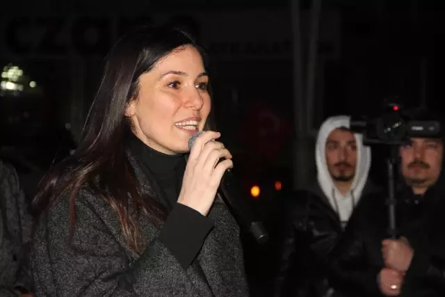 AK Parti Atakum Skm'ye Görkemli Açılış AK Parti Atakum Skm'ye Görkemli Açılış