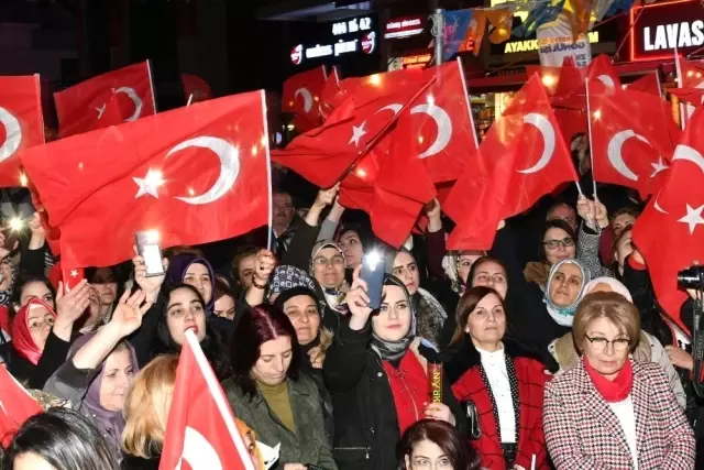AK Parti Atakum Skm'ye Görkemli Açılış AK Parti Atakum Skm'ye Görkemli Açılış