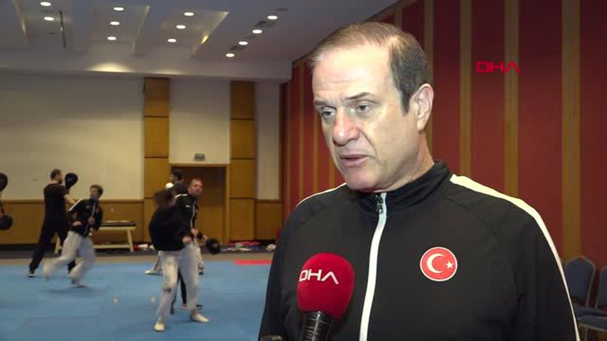 Antalya Filmlere Özenerek Başladığı Tekvandoda 'Yılın Antrenörü' Seçildi