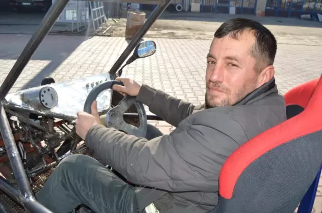 Hurda Malzemelerden Arazi Aracı Yaptı Hurda Malzemelerden Arazi Aracı Yaptı