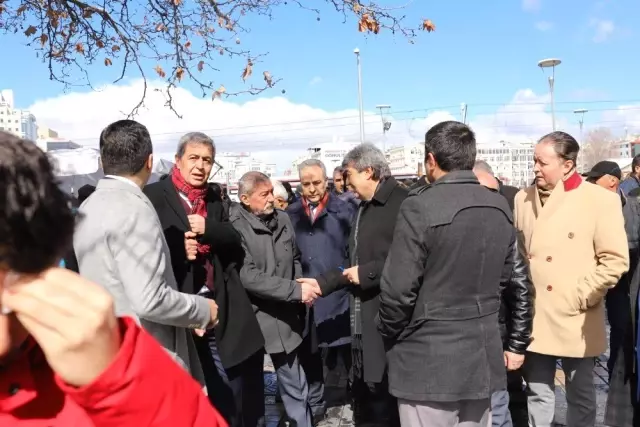 Millet İttifakı Büyükşehir Belediye Başkan Adayı Dursun Ataş'a Yoğun İlgi Millet İttifakı Büyükşehir Belediye Başkan Adayı Dursun Ataş'a Yoğun İlgi