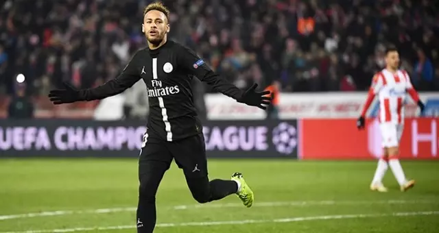 Neymar, Başakşehir Forması Giyen Robinho'yu İdol Olarak Gördüğünü Açıkladı Neymar, Başakşehir Forması Giyen Robinho'yu İdol Olarak Gördüğünü Açıkladı