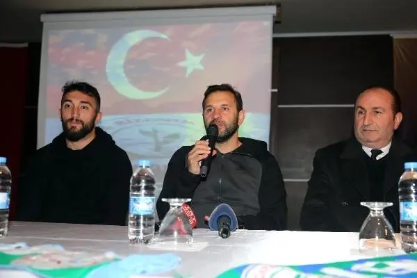 Okan Buruk'tan Öğrencilere: Bu Şehrin ve Takımın Geleceği Sizlersiniz