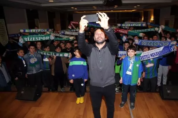 Okan Buruk'tan Öğrencilere: Bu Şehrin ve Takımın Geleceği Sizlersiniz