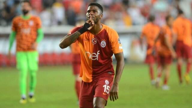 Ryan Donk, 2 Maç Daha Forma Giyerse Sözleşmesi 1 Yıl Uzayacak