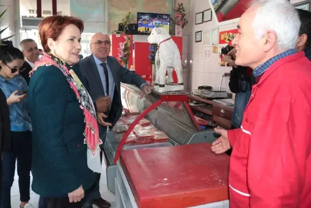 Akşener Bir Günde 4 İlçeyi Dolaştı Akşener Bir Günde 4 İlçeyi Dolaştı