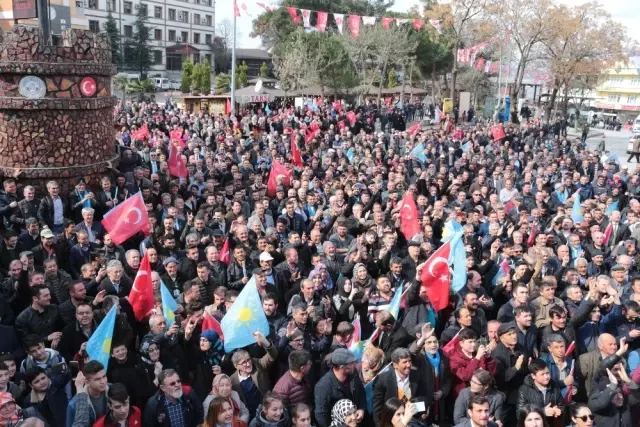 Akşener Bir Günde 4 İlçeyi Dolaştı Akşener Bir Günde 4 İlçeyi Dolaştı