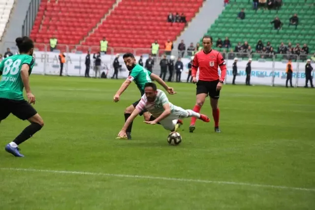 Amed Sportif Faaliyetler, Sakaryaspor ile Berabere Kaldı