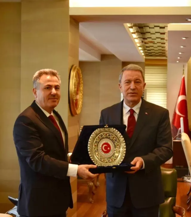 Bakan Akar ve Komutanlar Ağrı'da Bakan Akar ve Komutanlar Ağrı'da