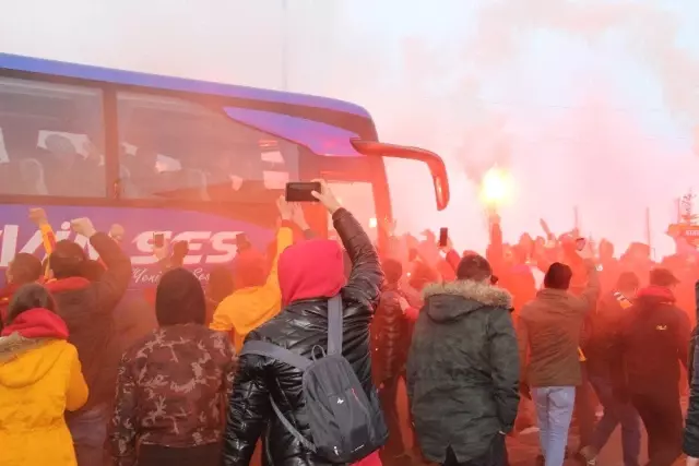 Galatasaray Kafilesi Erzurum'da Galatasaray Kafilesi Erzurum'da