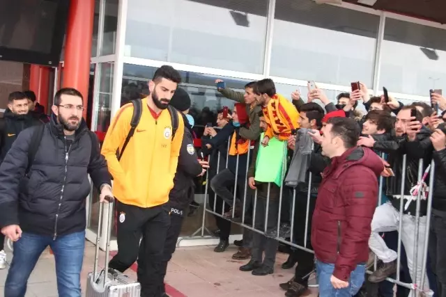 Galatasaray Kafilesi Erzurum'da Galatasaray Kafilesi Erzurum'da