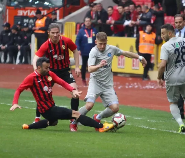 Spor Toto 1. Lig: Eskişehirspor: 1- Adana Demirspor: 2 Spor Toto 1. Lig: Eskişehirspor: 1- Adana Demirspor: 2