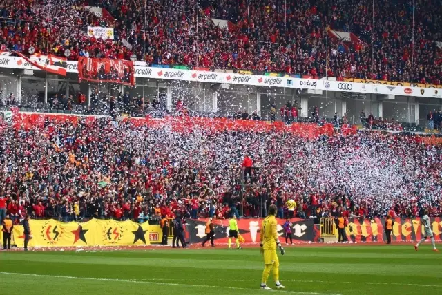 Spor Toto 1. Lig: Eskişehirspor: 1- Adana Demirspor: 2 Spor Toto 1. Lig: Eskişehirspor: 1- Adana Demirspor: 2