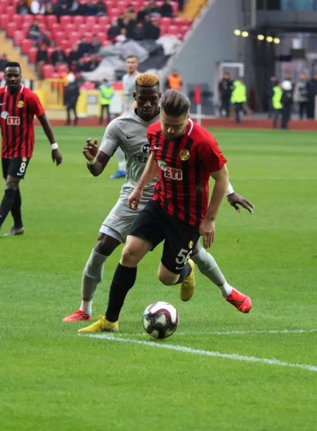 Spor Toto 1. Lig: Eskişehirspor: 1- Adana Demirspor: 2 Spor Toto 1. Lig: Eskişehirspor: 1- Adana Demirspor: 2