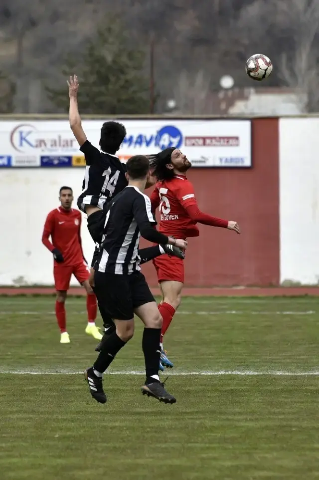 Tff 2. Lig: Gümüşhanespor: 4 - Manisaspor: 0 Tff 2. Lig: Gümüşhanespor: 4 - Manisaspor: 0