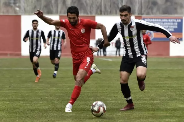 Tff 2. Lig: Gümüşhanespor: 4 - Manisaspor: 0 Tff 2. Lig: Gümüşhanespor: 4 - Manisaspor: 0