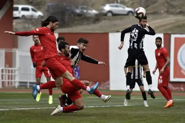 Tff 2. Lig: Gümüşhanespor: 4 - Manisaspor: 0 Tff 2. Lig: Gümüşhanespor: 4 - Manisaspor: 0