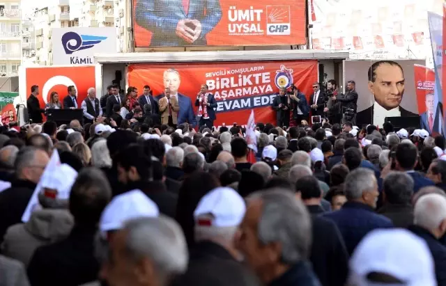 Uysal, Büyükşehir'in Kırcami 'De Tapu Dağıtmasını Eleştirdi Uysal, Büyükşehir'in Kırcami 'De Tapu Dağıtmasını Eleştirdi