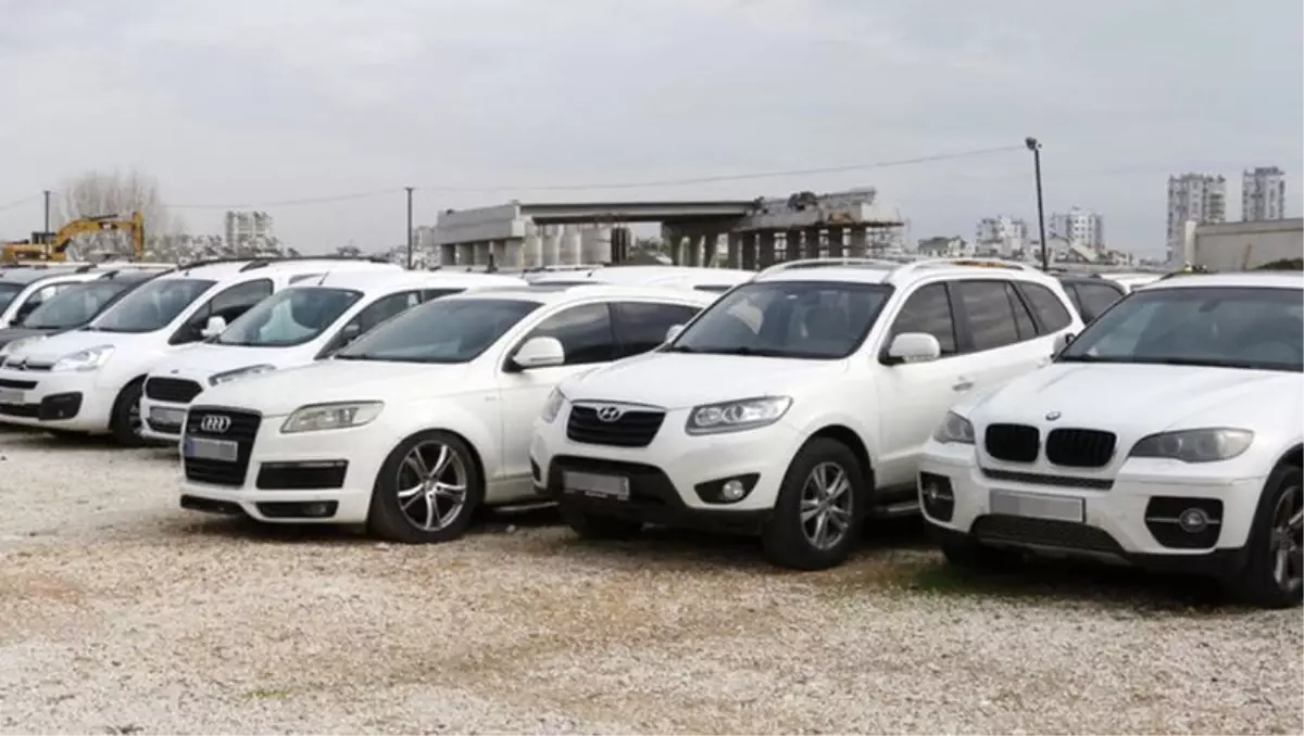 Antalya Da 2 Bin 500 Arac Curumeye Terk Edildi Antalya