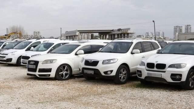 Antalya Da 2 Bin 500 Arac Curumeye Terk Edildi Antalya
