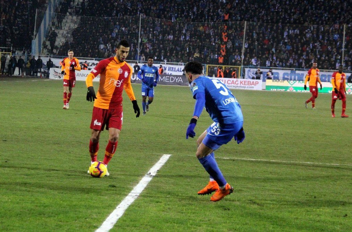 Galatasaray'da Younes Belhanda Son 4 Maçta 4 Kez Rakip Fileleri Havalandırdı