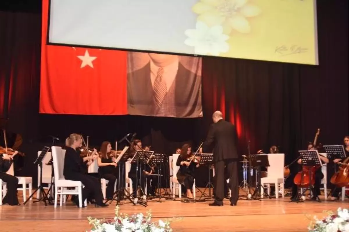 Enstrümanlar Kadınlar İçin Çalındı