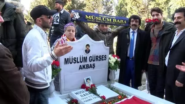 İstanbul- Müslüm Gürses Kabri Başında Anıldı İstanbul- Müslüm Gürses Kabri Başında Anıldı