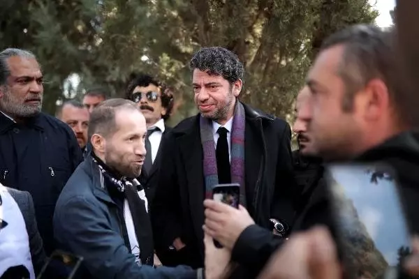 Müslüm Gürses Kabri Başında Anıldı Müslüm Gürses Kabri Başında Anıldı
