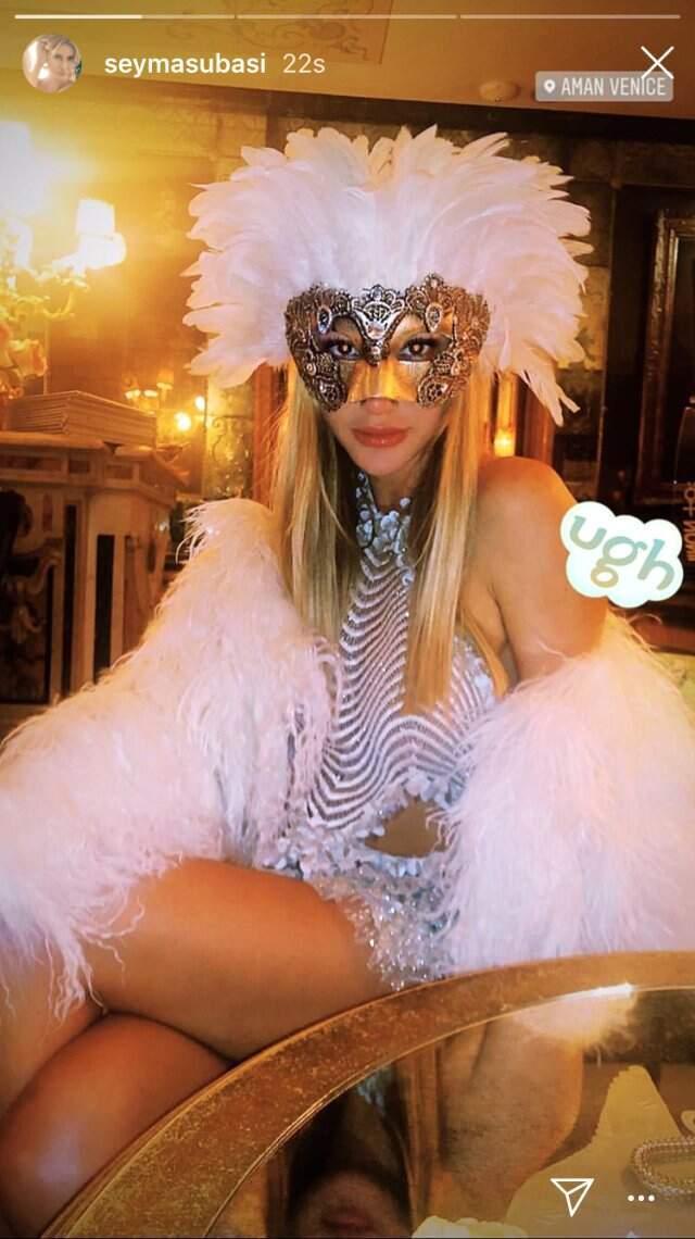 Şeyma Subaşı, İç Çamaşırsız Dansıyla Yürek Hoplattı