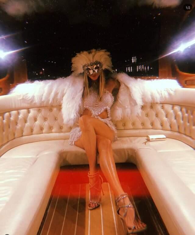 Şeyma Subaşı, İç Çamaşırsız Dansıyla Yürek Hoplattı