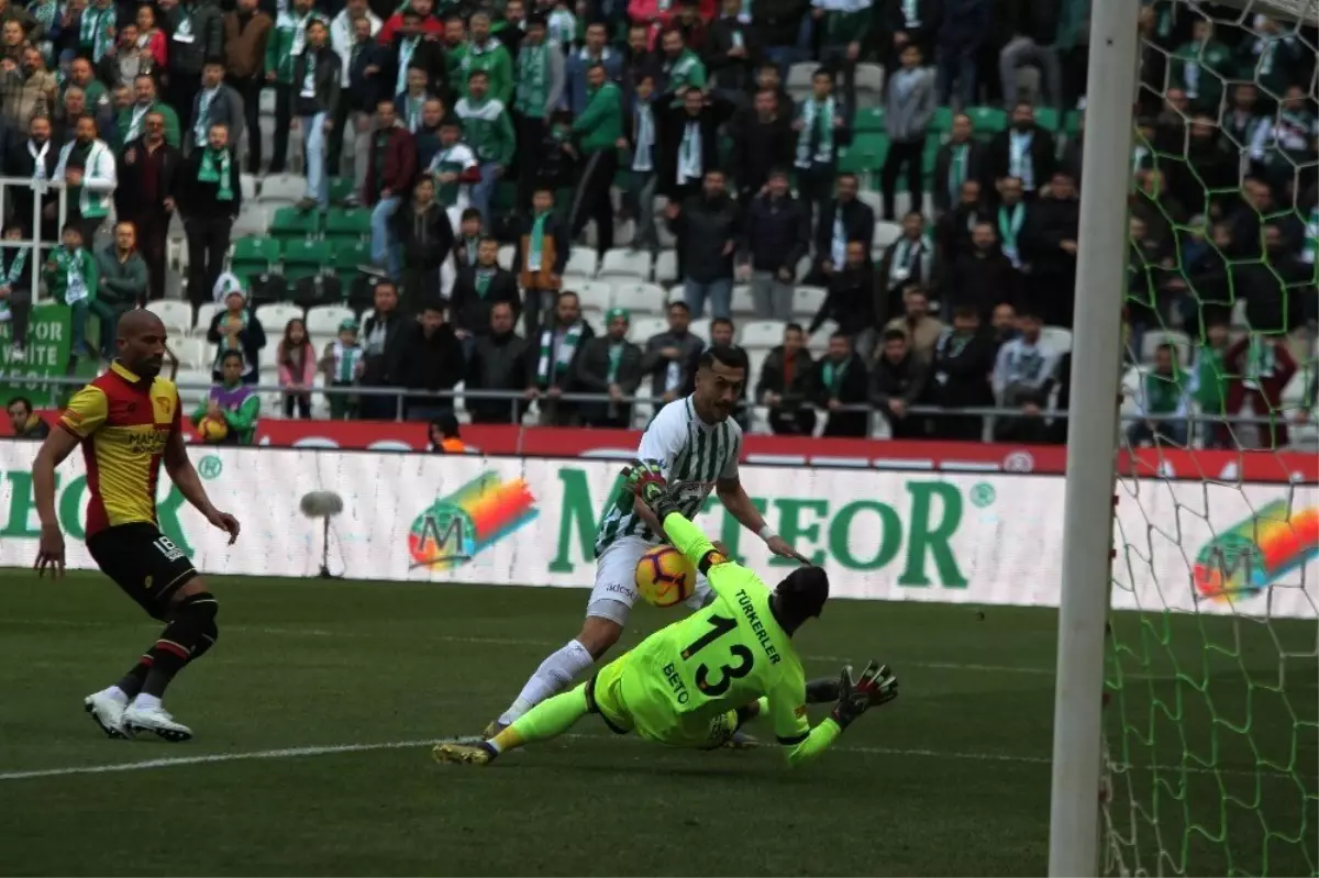 Spor Toto Süper Lig: Konyaspor: 1 - Göztepe: 0 (İlk Yarı)