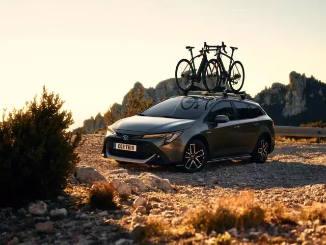 Toyota Corolla Gr ve Corolla Trek, Hız ve Macera Tutkunlarına Özel Toyota Corolla Gr ve Corolla Trek, Hız ve Macera Tutkunlarına Özel