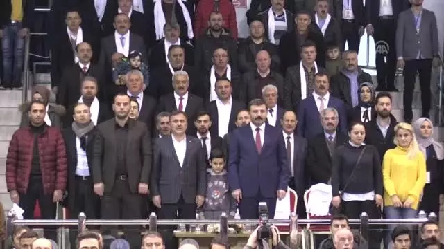 Uğur Işılak, Gümüşhane'de Konser Verdi