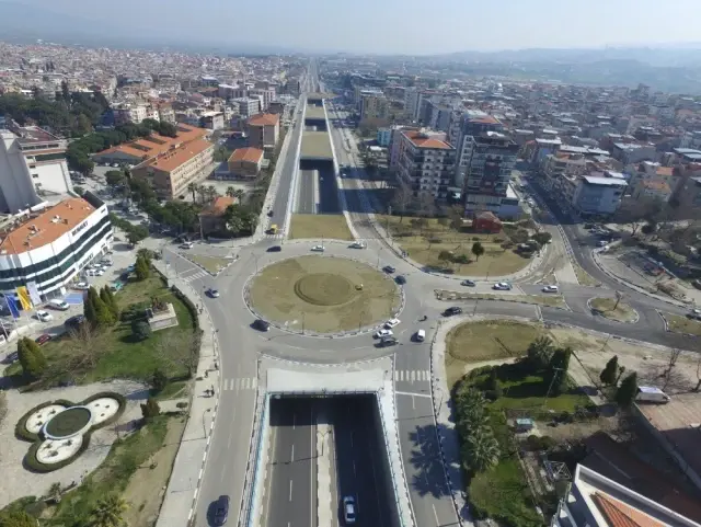 Alparslan Türkeş Kavşağı'na Görkemli Açılış Alparslan Türkeş Kavşağı'na Görkemli Açılış