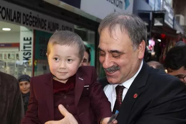 Btp Başkan Adayı Selim Kotil: Milli Ekonomi Modeli Esnafın Yüzünü Güldürecek Btp Başkan Adayı Selim Kotil: Milli Ekonomi Modeli Esnafın Yüzünü Güldürecek