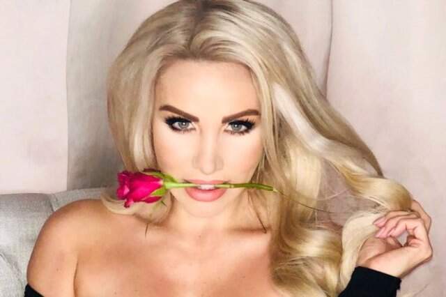 Danni Harwood, Bikinili Fotoğraflarını Satarak Ayda 283 Bin TL Kazandı