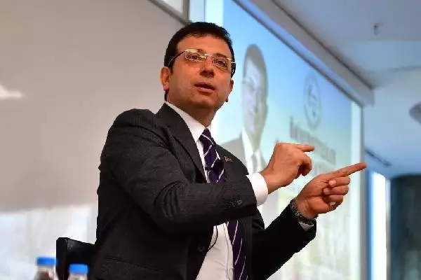 Ekrem İmamoğlu Sarıyer'de Öğrencilerle Bir Araya Geldi