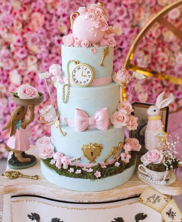 Pelin Akil ve Anıl Altan, İkiz Kızları İçin Baby Shower Düzenledi