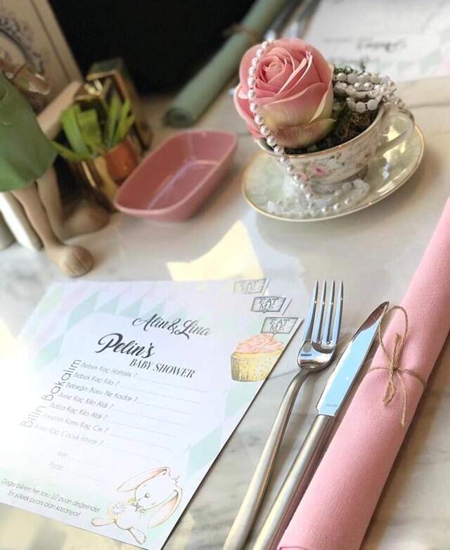 Pelin Akil ve Anıl Altan, İkiz Kızları İçin Baby Shower Düzenledi