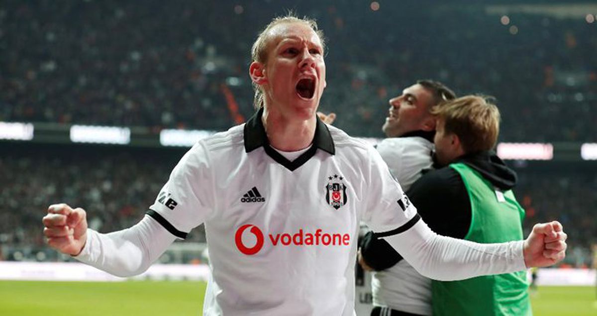 Roma, Devre Arasında Alamadığı Domagoj Vida İçin Beşiktaş'ın Kapısını Bir Kez Daha Çalacak