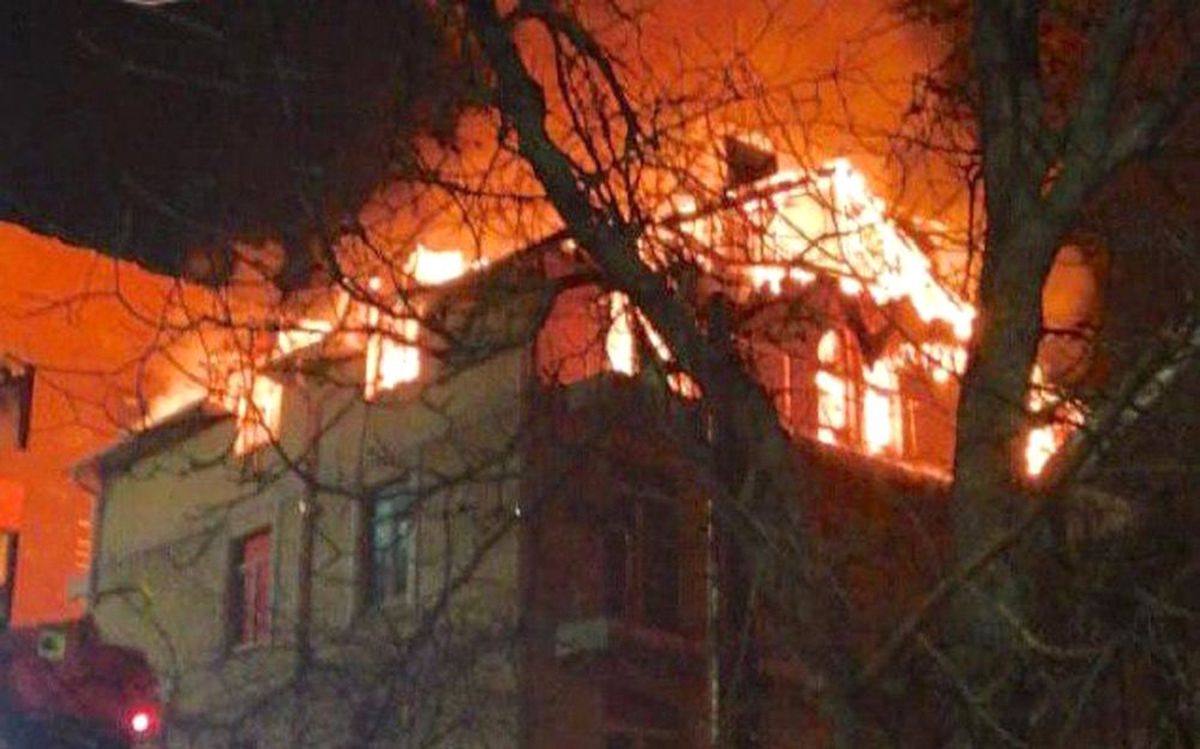 Ukrayna'da Türklerin Yaşadığı Evde Korkutan Yangın